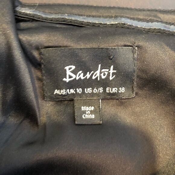 Bardot Ava black off shoulder flared sleeve sheath dress size US 6 / Small - Picture 9 of 16